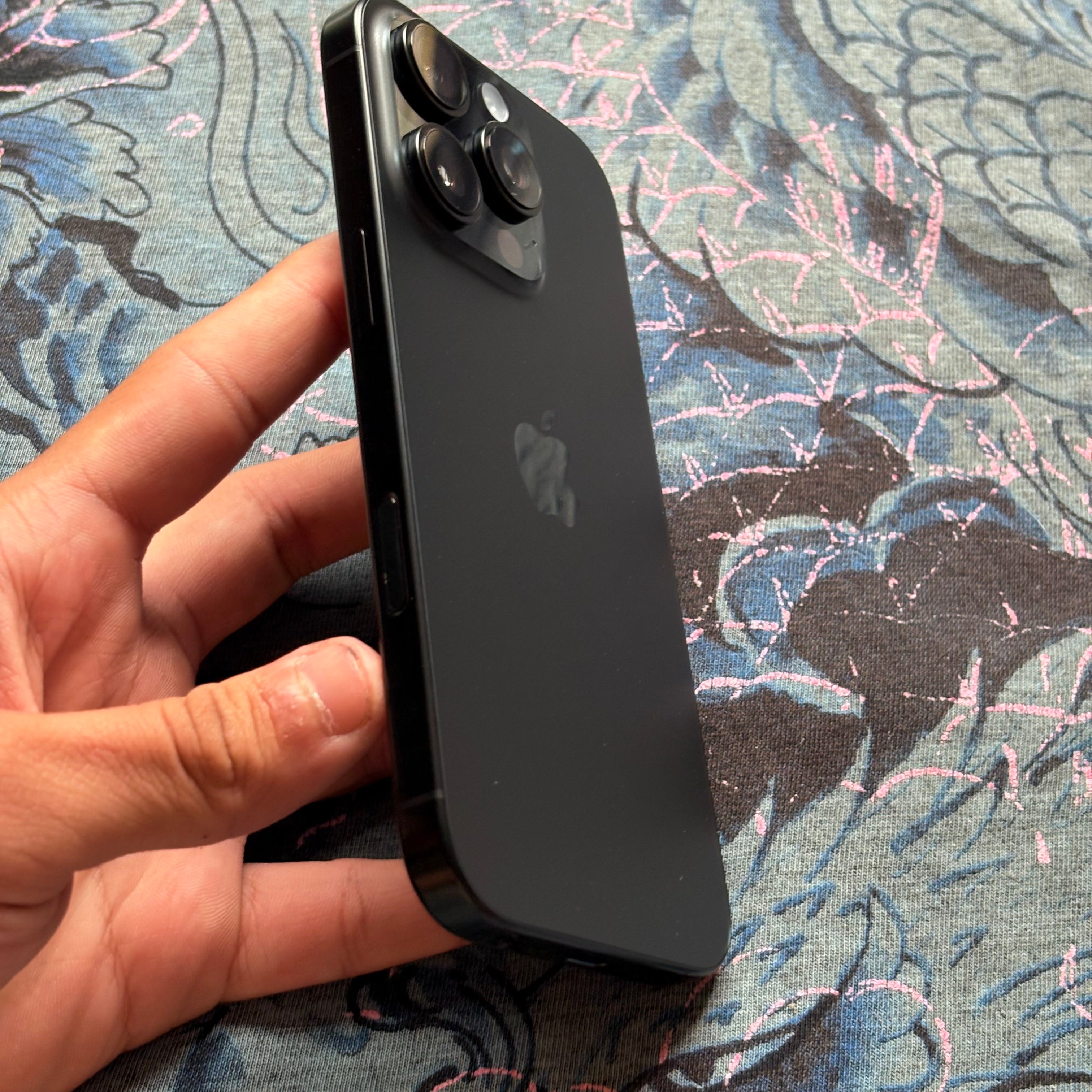 iPhone 16 pro