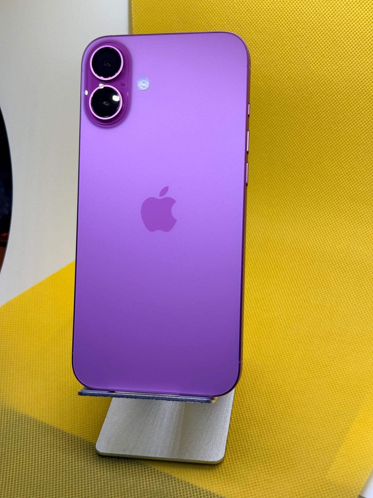 iPhone 16 Plus 128gb