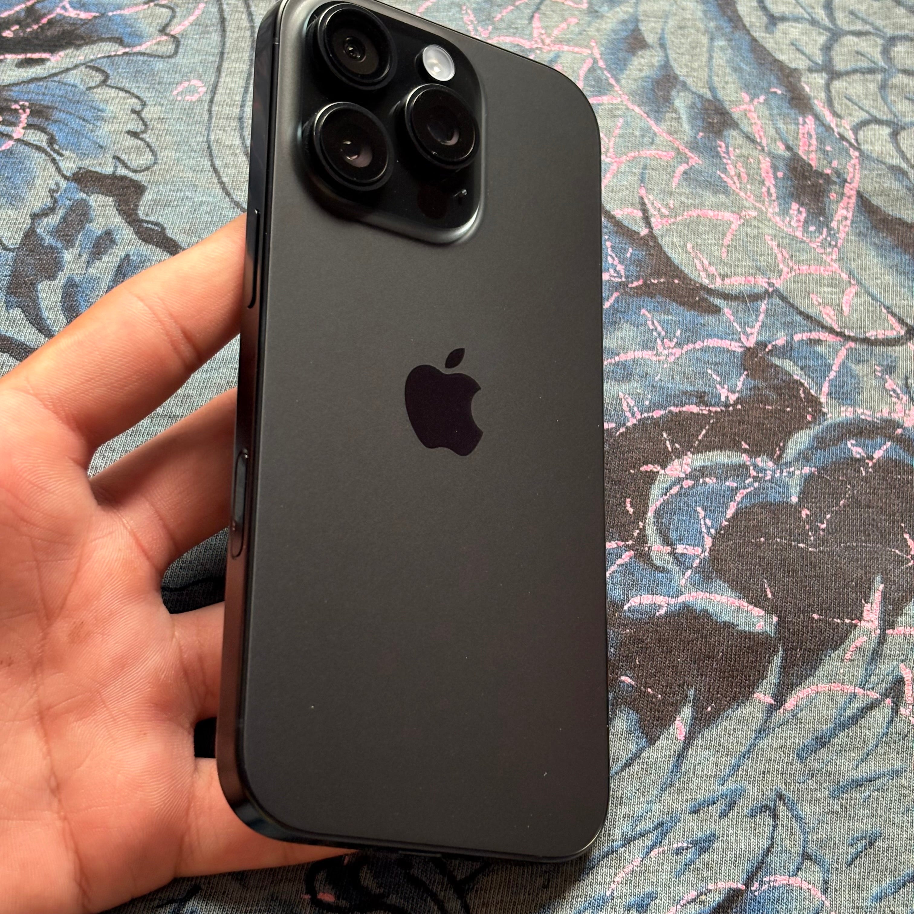 iPhone 16 pro