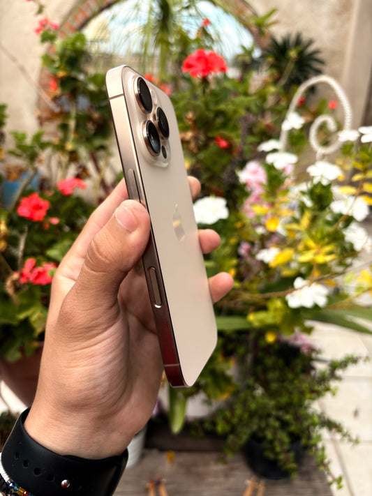 iPhone 16 pro